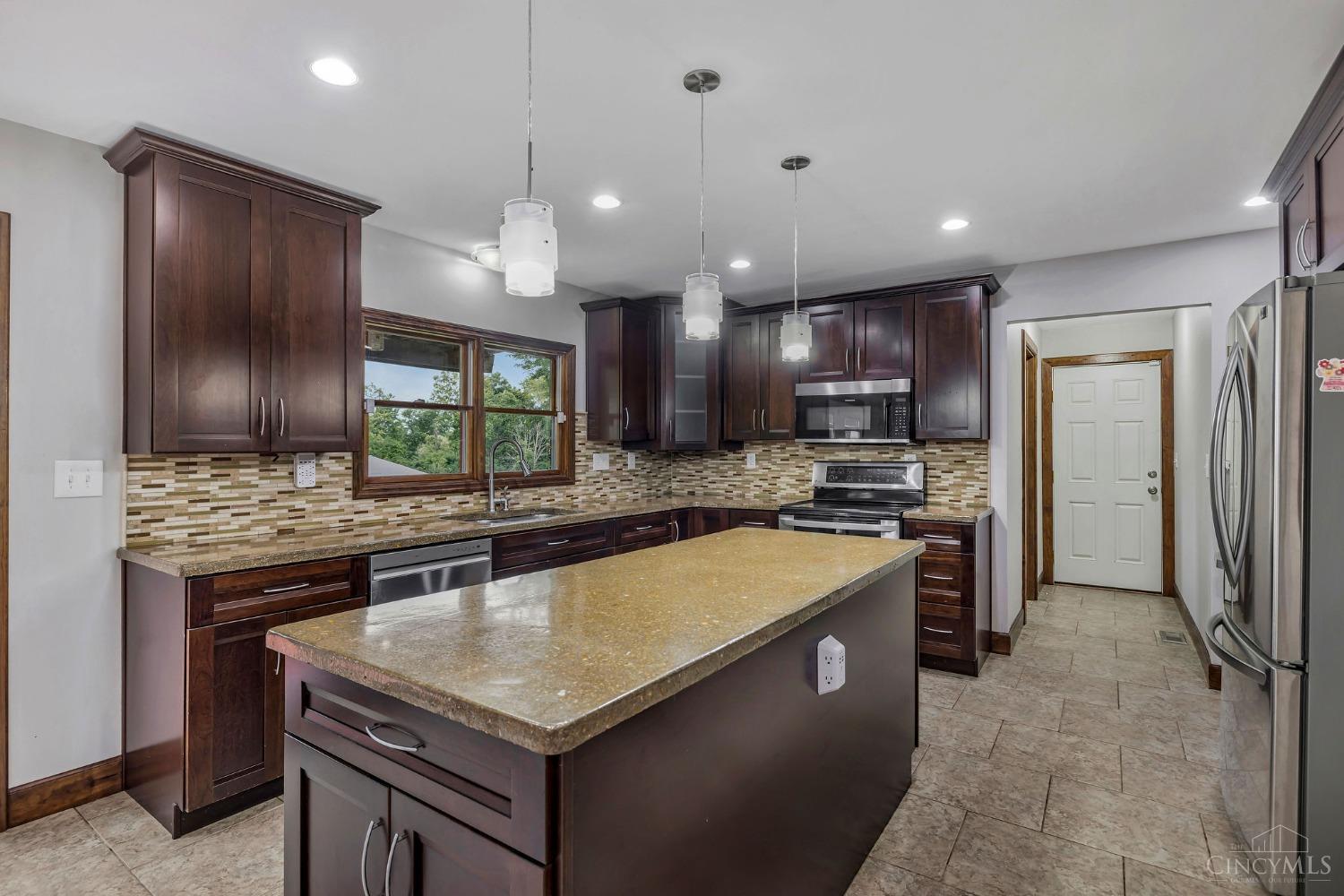 1270 Hamilton New London Road Hamilton, OH 45013 - Photo 28 of 76 Gallery Image 28