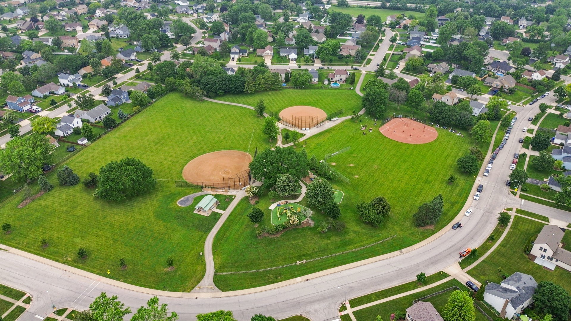 2254 Blacksmith Drive Wheaton, IL 60189 - Photo 3 of 32 an aerial view of a play ground