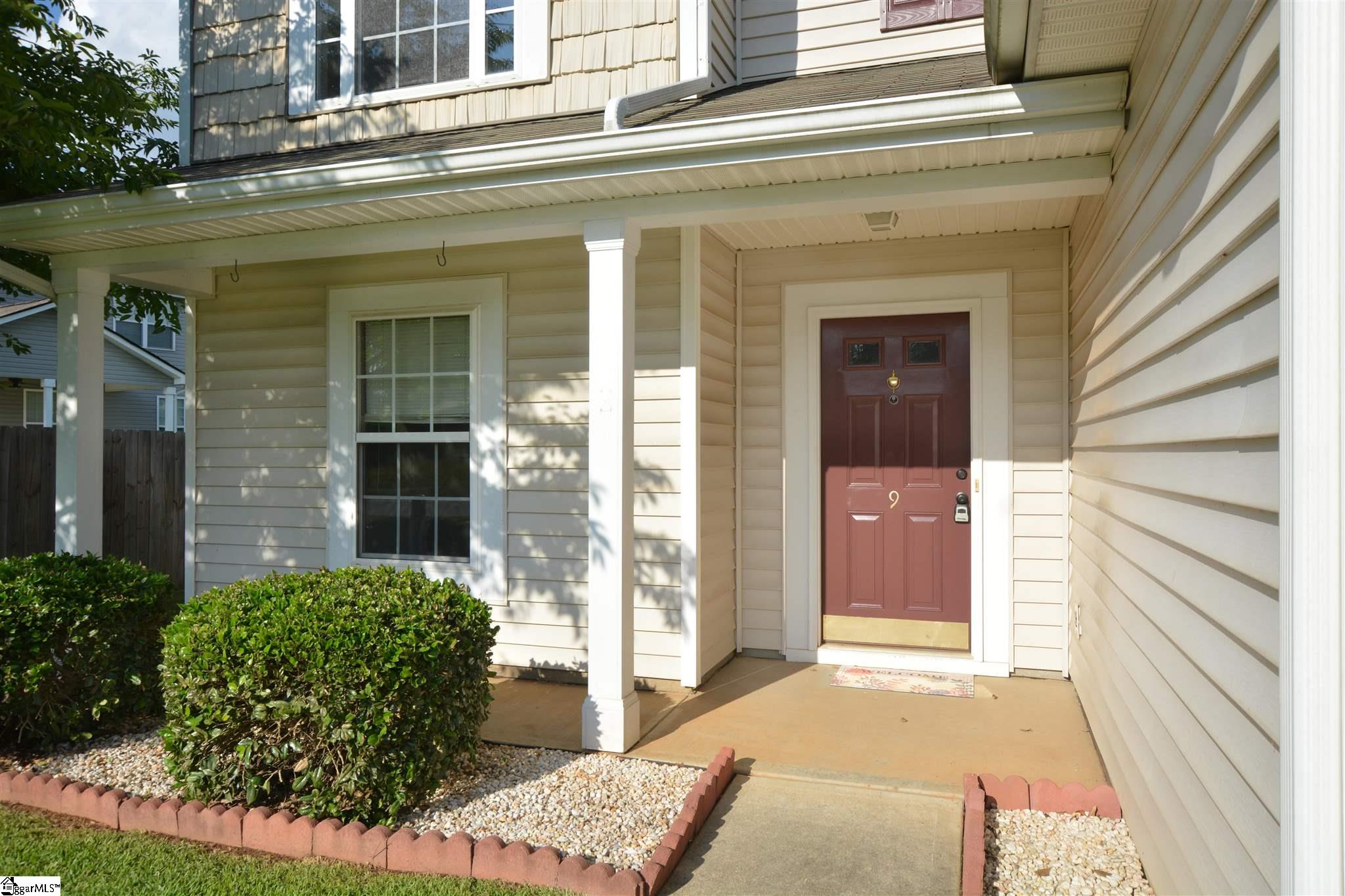 9 Spring Walk Way Greenville, SC 29605 - Photo 3 of 25 Gallery Image 3