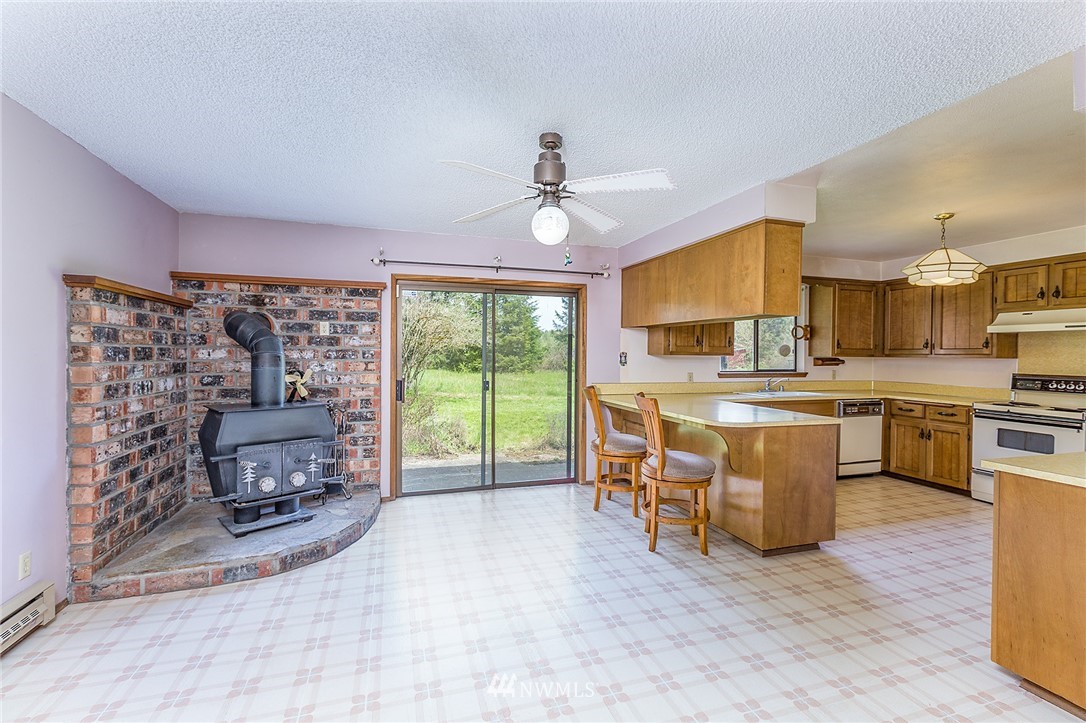 19438 Cook Road Southeast Yelm, WA 98597 - Photo 8 of 17 Gallery Image 8