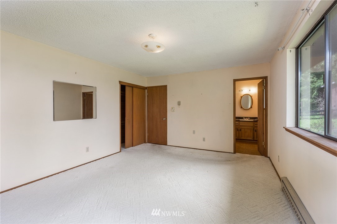 19438 Cook Road Southeast Yelm, WA 98597 - Photo 10 of 17 Gallery Image 10