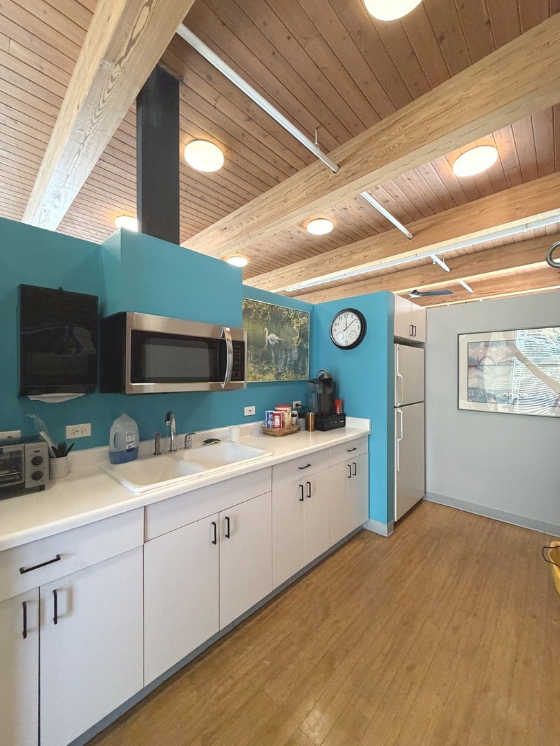 422 Kelburn Road, Unit 325 Deerfield, IL 60015 - Photo 29 of 33 Gallery Image 29