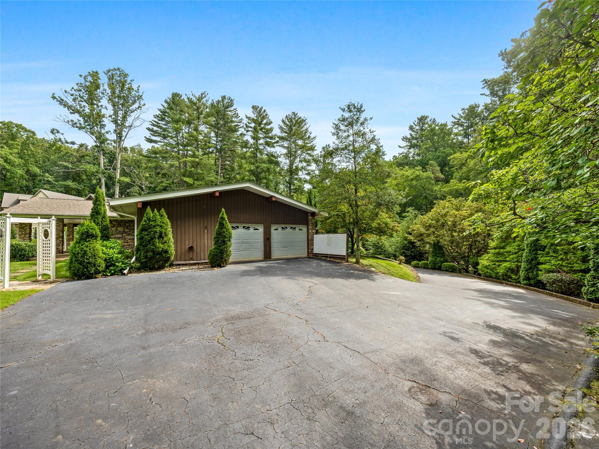 175 Robinhood Road Asheville, NC 28804 - Photo 36 of 48 Gallery Image 36