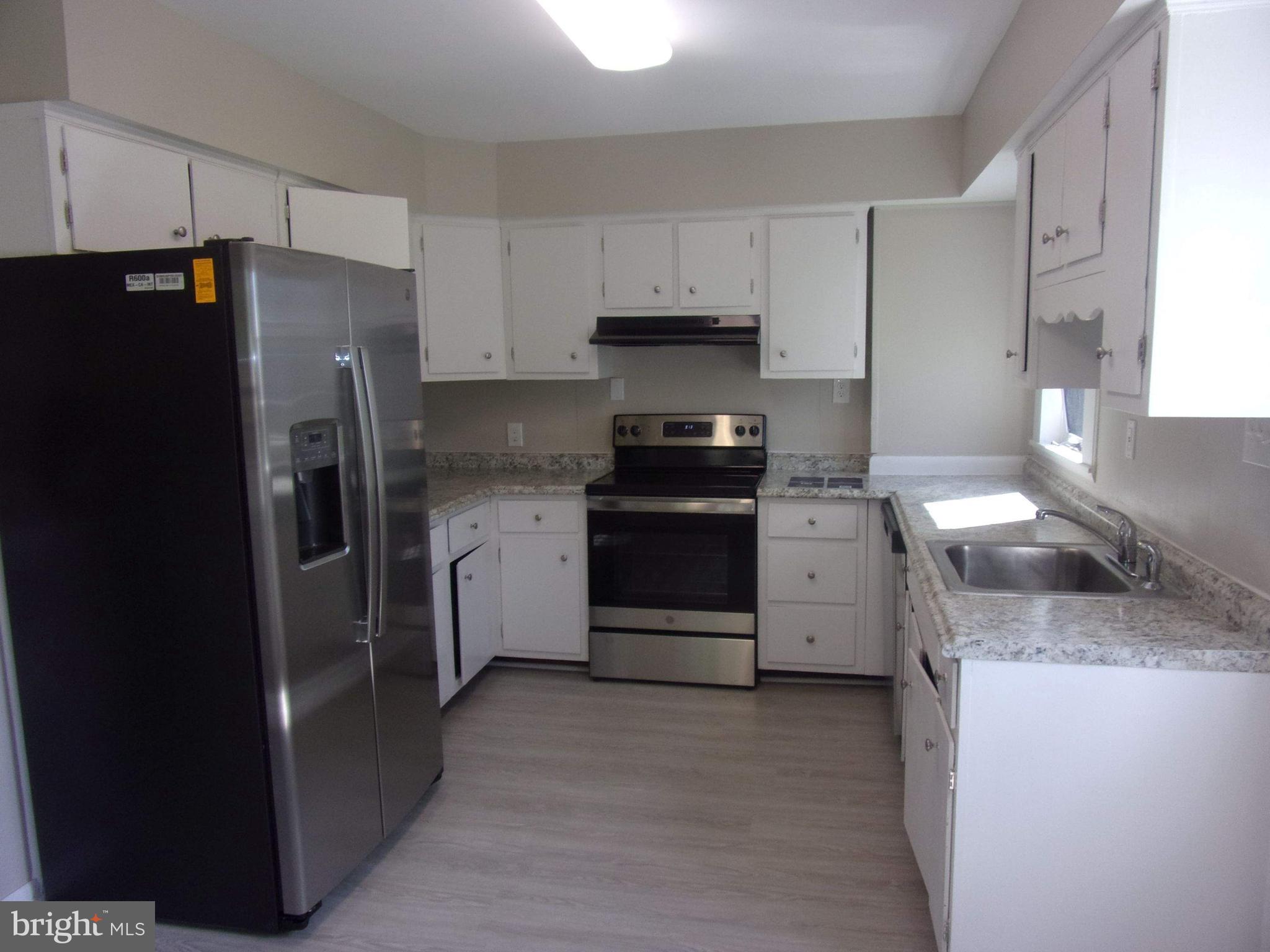 266 Creek Road Bellmawr, NJ 08031 - Photo 4 of 15 Gallery Image 4