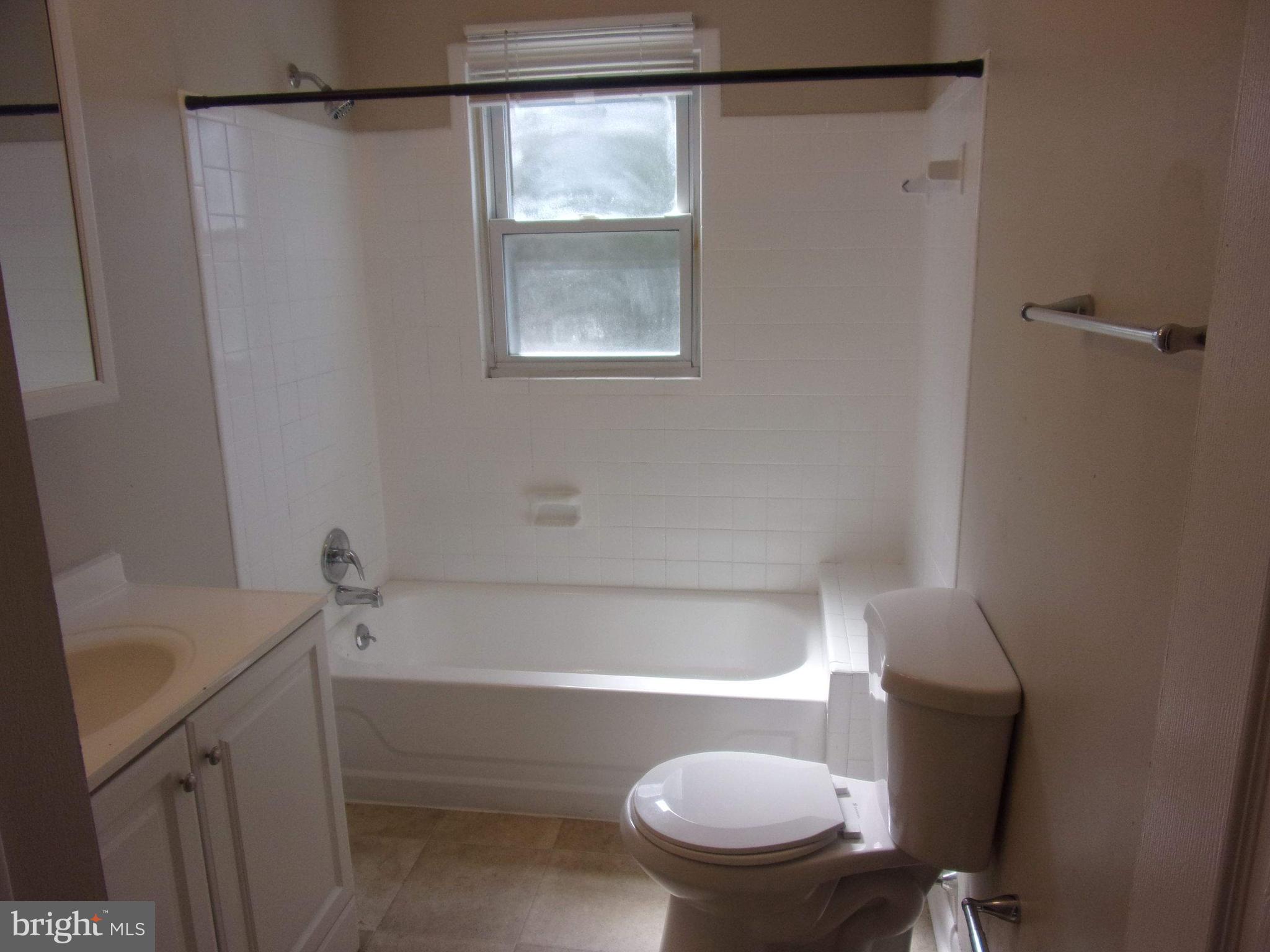 266 Creek Road Bellmawr, NJ 08031 - Photo 7 of 15 Gallery Image 7