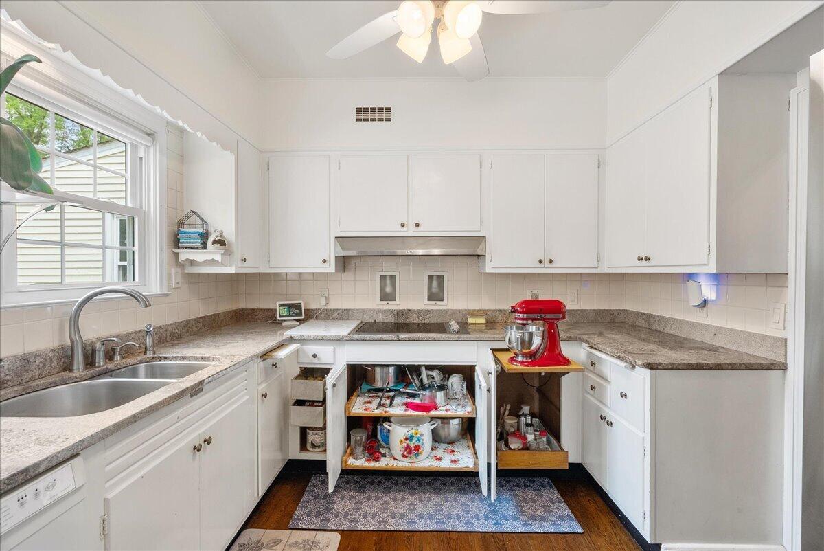 616 Miller Street Dalton, GA 30720 - Photo 20 of 62 29-DSC04428