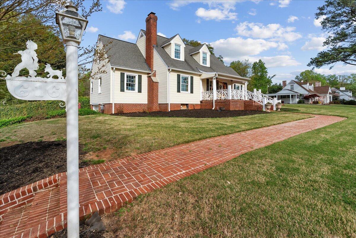 616 Miller Street Dalton, GA 30720 - Photo 4 of 62 04-DSC04086