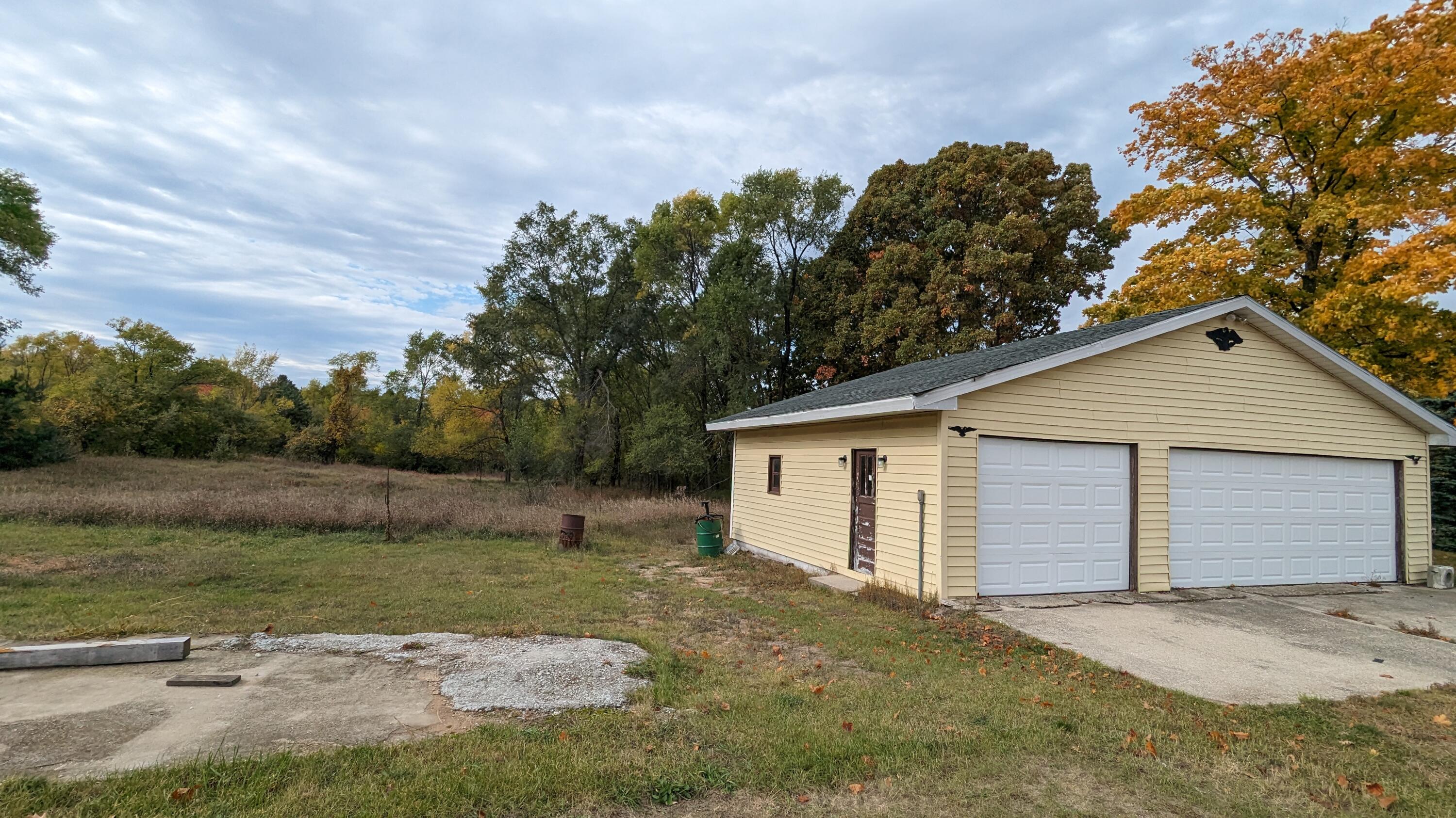 2019 Lenz Road Ludington, MI 49431 - Photo 44 of 75 PXL_20231023_182138645