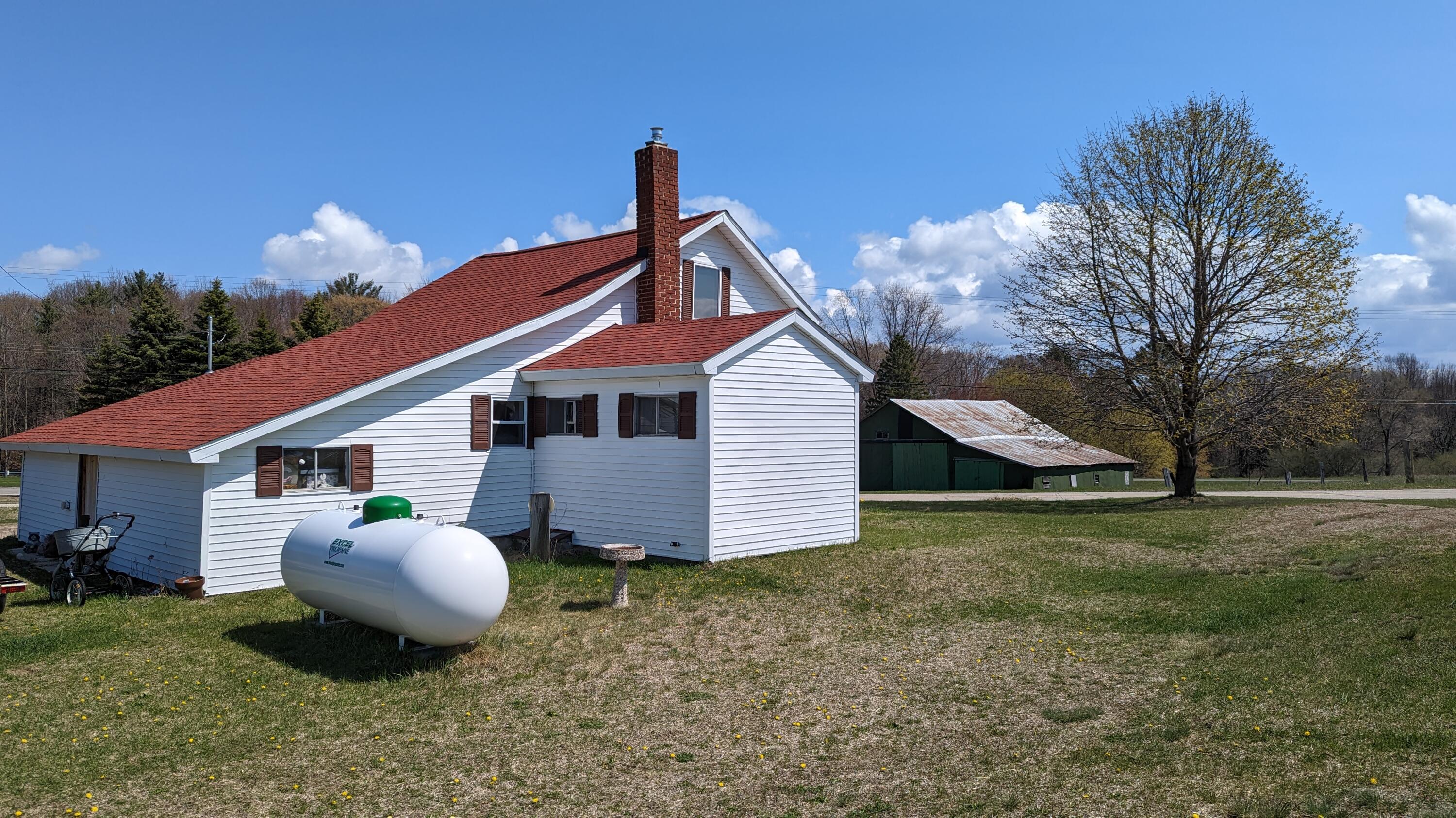 2019 Lenz Road Ludington, MI 49431 - Photo 6 of 75 PXL_20230424_163130985