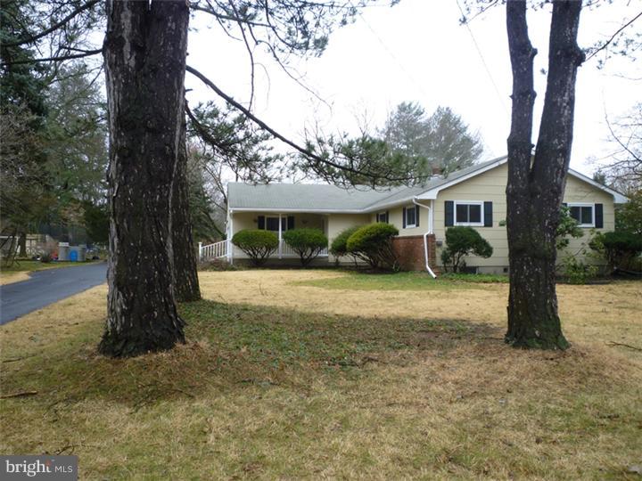 6 Maple Stream Road East Windsor, NJ 08520 - Photo 1 of 18 Front Yard