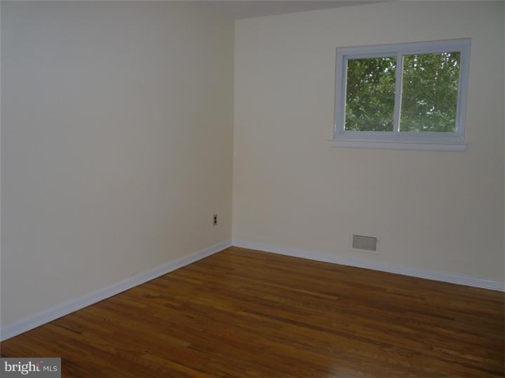 6 Maple Stream Road East Windsor, NJ 08520 - Photo 14 of 18 Bedroom 4