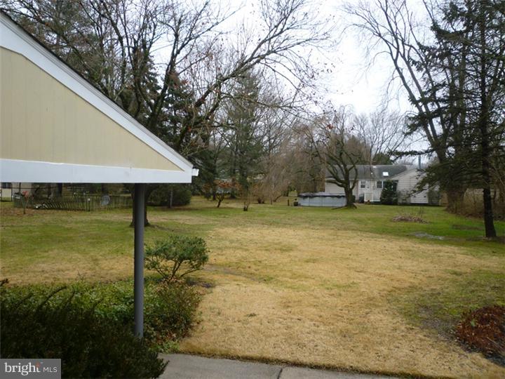 6 Maple Stream Road East Windsor, NJ 08520 - Photo 18 of 18 Back Yard
