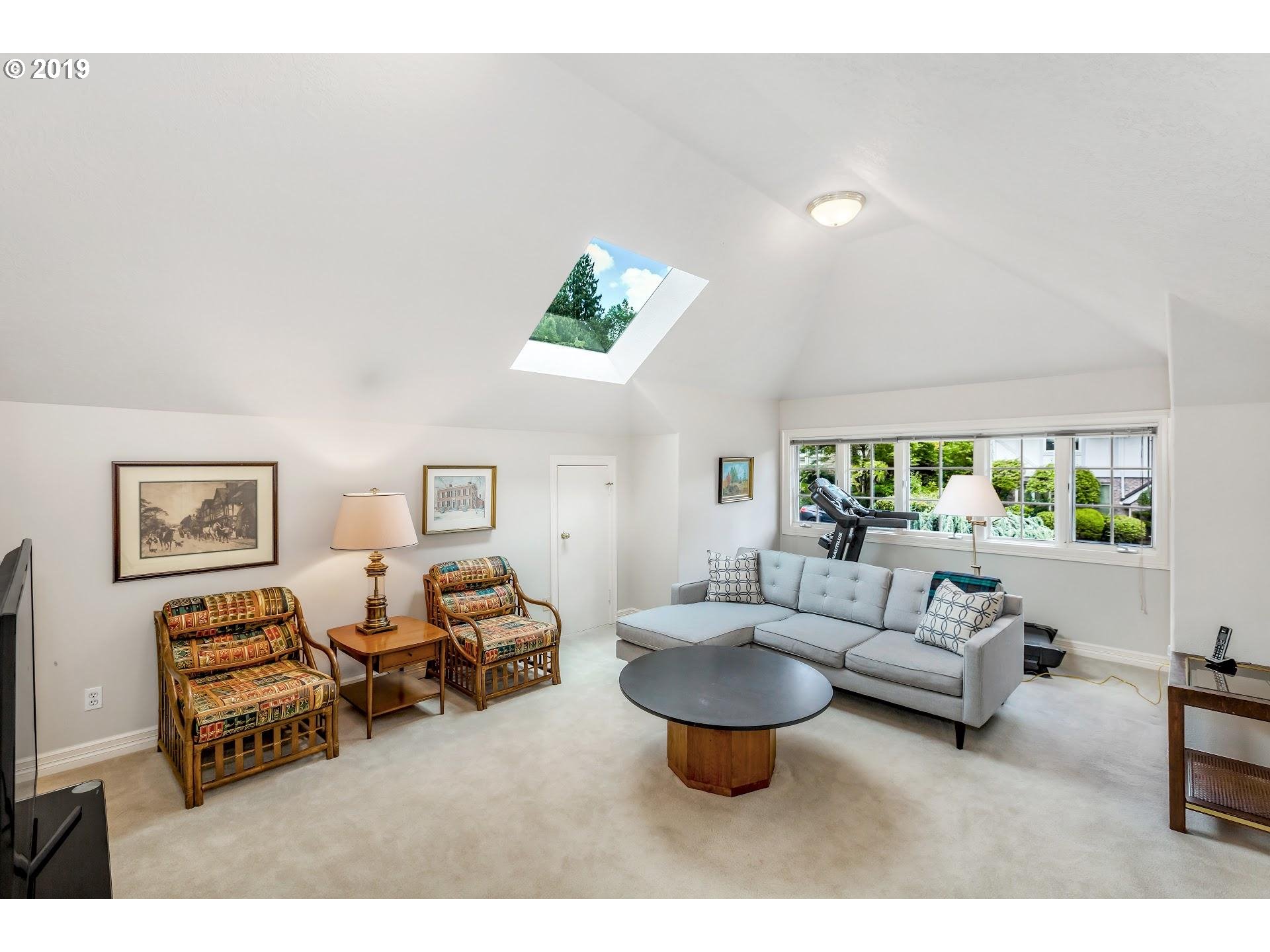 4405 Southwest Selling Court Portland, OR 97221 - Photo 22 of 28 Gallery Image 22