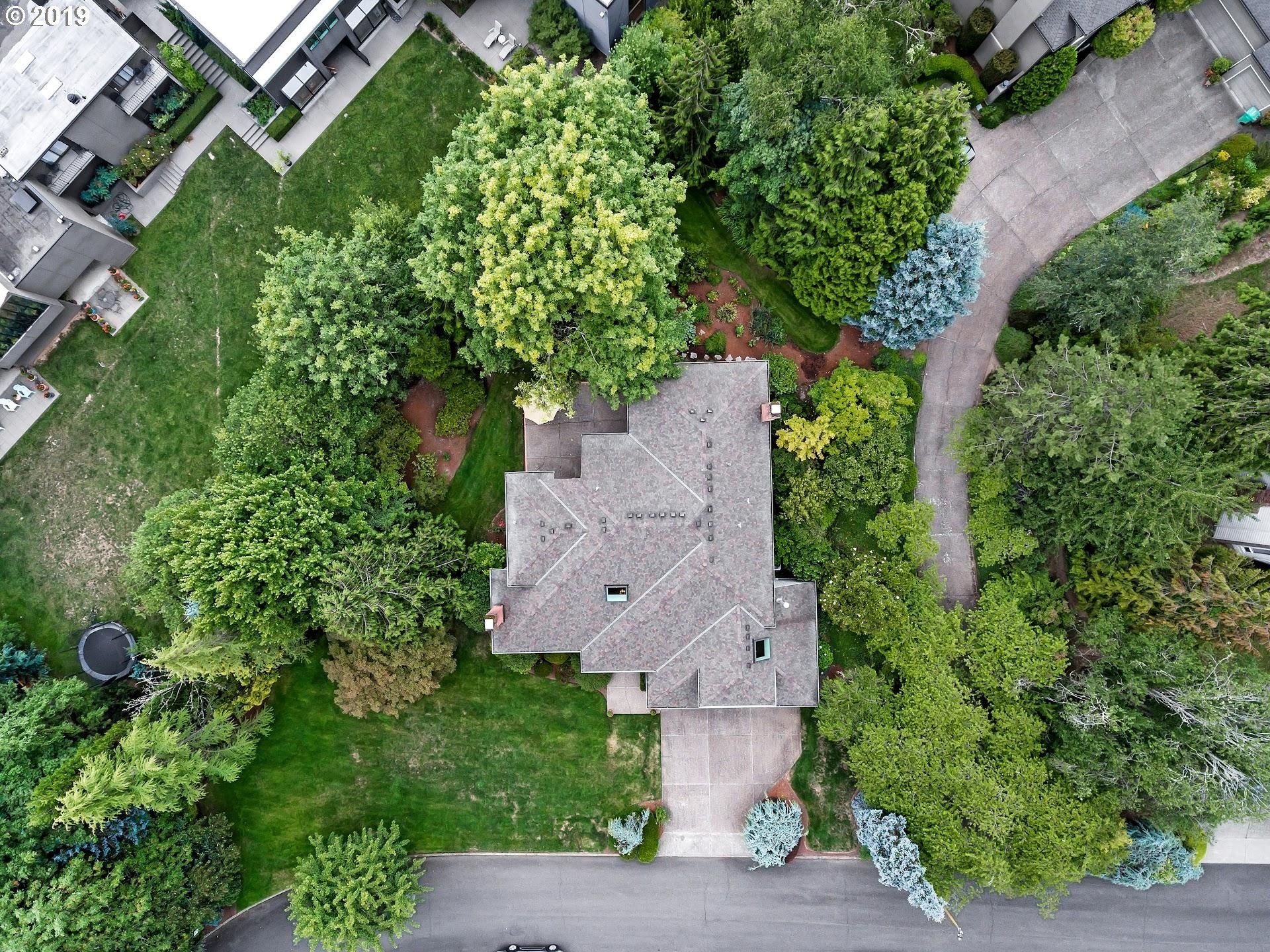 4405 Southwest Selling Court Portland, OR 97221 - Photo 26 of 28 Gallery Image 26