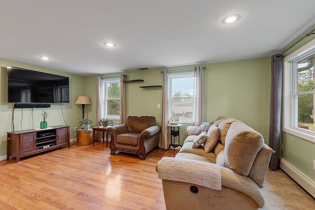 15 Riley Switch Road Phillipston, MA 01331 - Photo 11 of 26