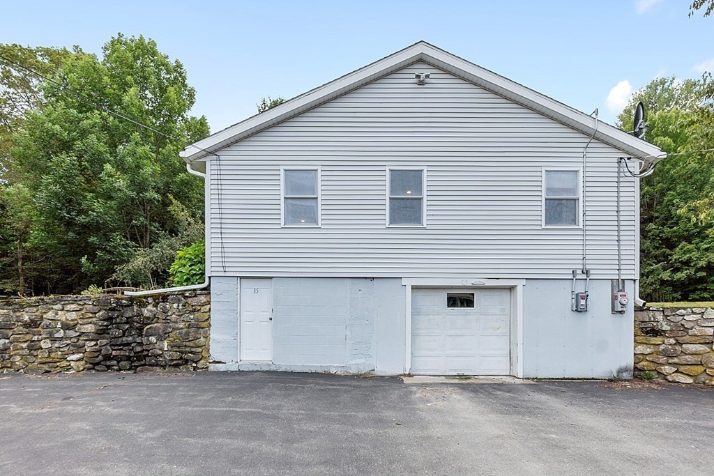 15 Riley Switch Road Phillipston, MA 01331 - Photo 3 of 26