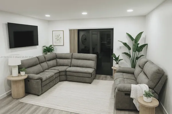 $2,750 | 9712 Hammocks Boulevard, Unit 20130, Miami, FL 33196