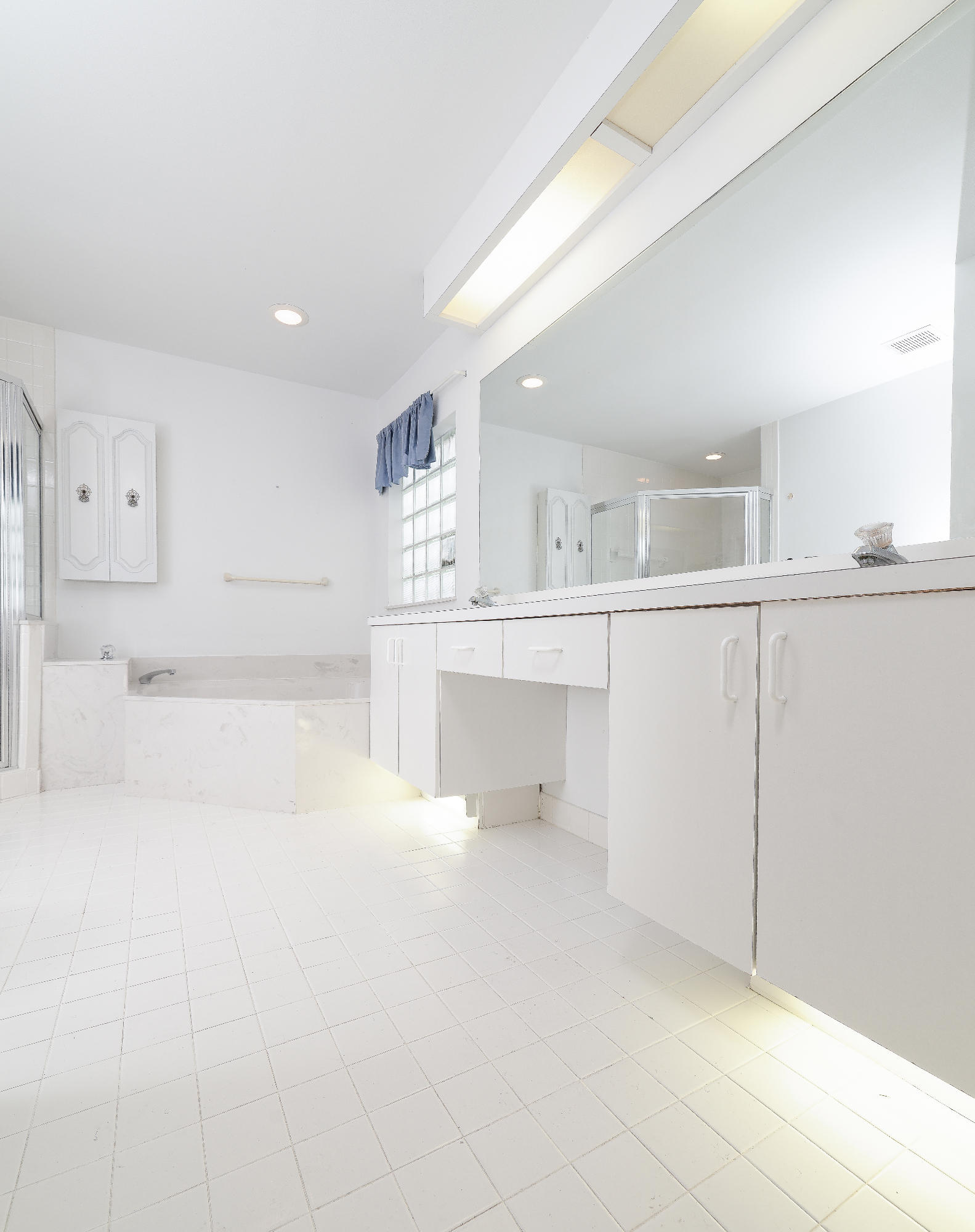18358 Fresh Lake Way Boca Raton, FL 33498 - Photo 17 of 35 master bath