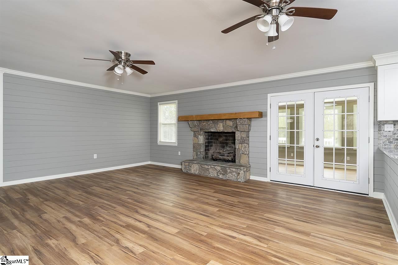 122 Botany Slopes Road Piedmont, SC 29673 - Photo 6 of 35 Gallery Image 6