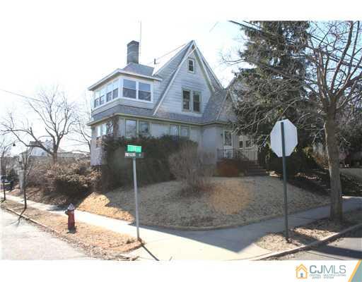 198 Rutgers Street New Brunswick, NJ 08901 - Photo 2 of 12 Gallery Image 2