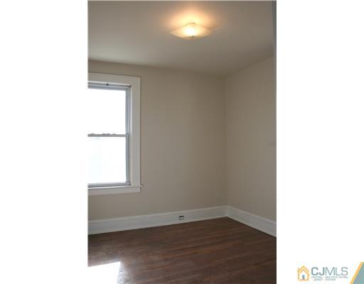 198 Rutgers Street New Brunswick, NJ 08901 - Photo 9 of 12 Gallery Image 9