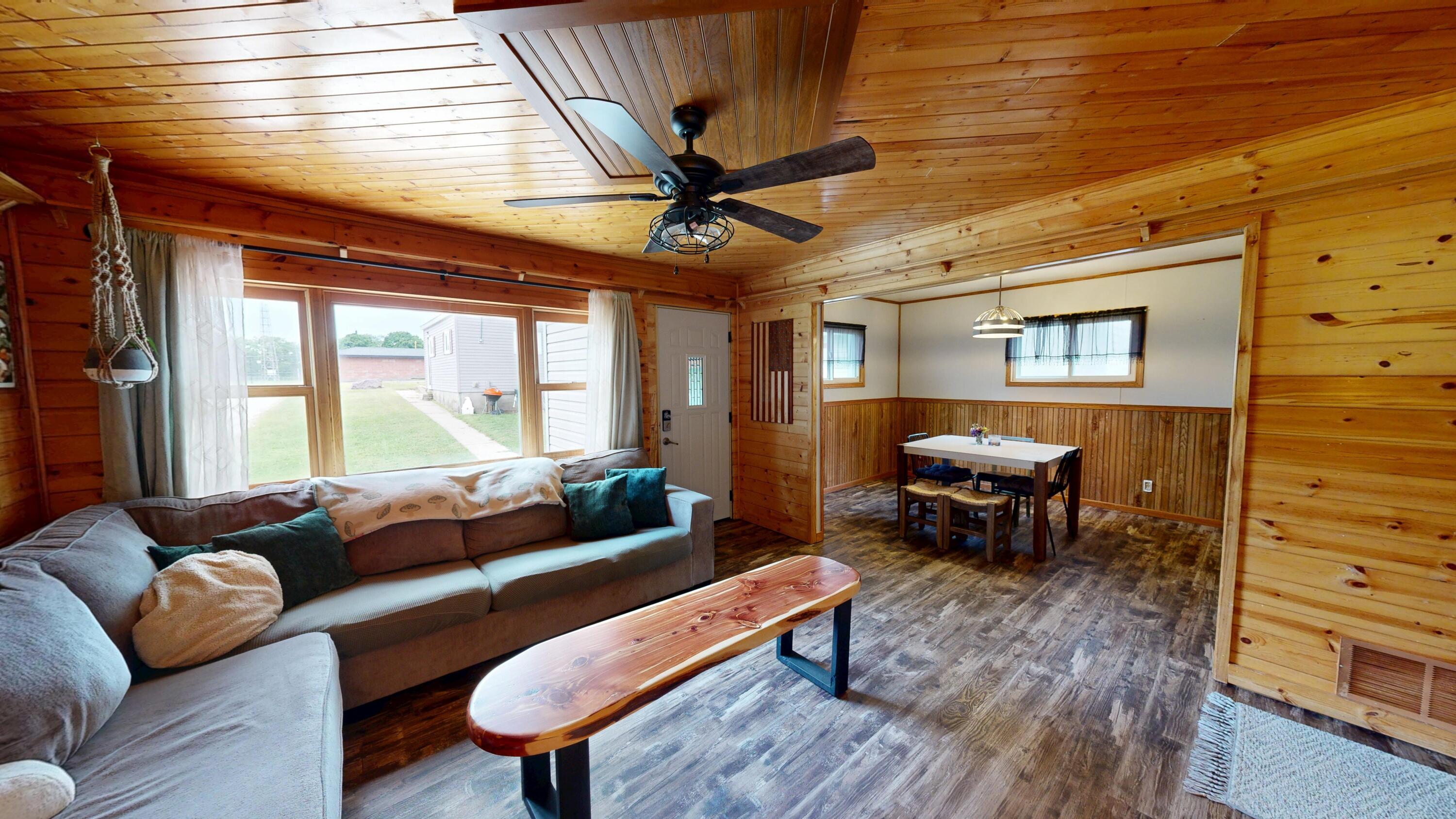 232 1st Avenue Southwest Spring Grove, MN 55974 - Photo 7 of 29 232-1st-Ave-SW-Spring-Grove-08152025_081