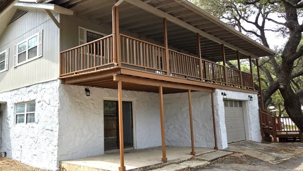 $265,000 | 1385 Pebble Beach Road, Lakehills, TX 78063