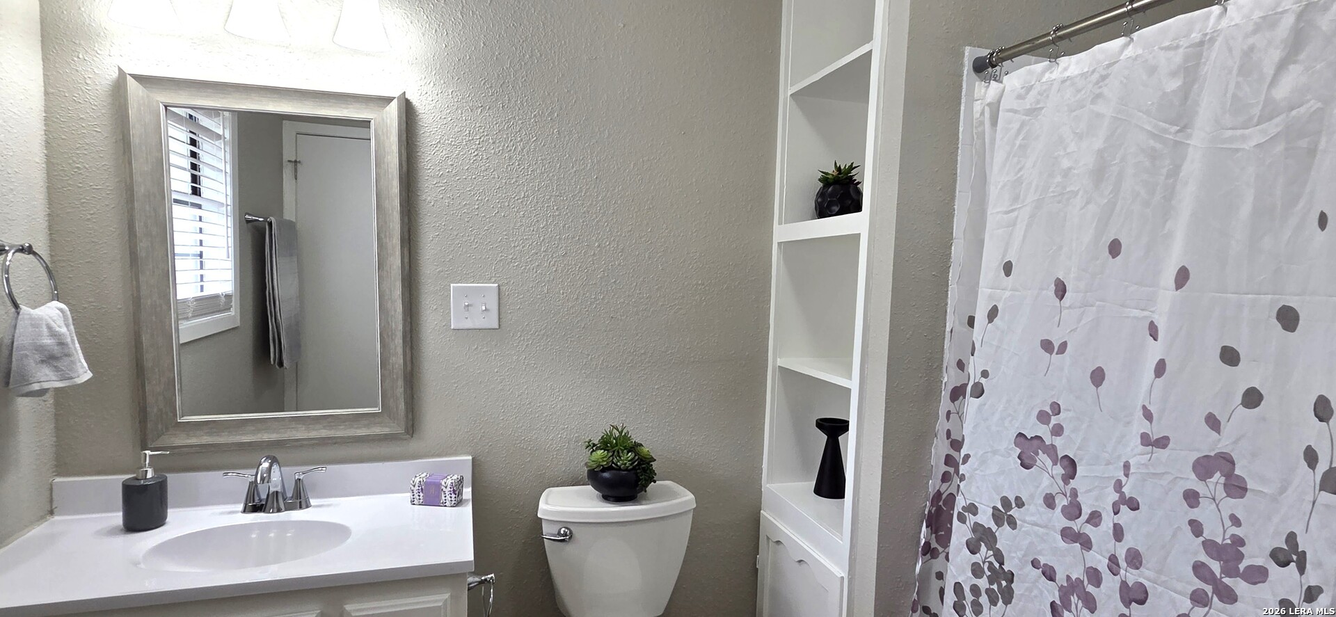 1385 Pebble Beach Road Lakehills, TX 78063 - Photo 6 of 11