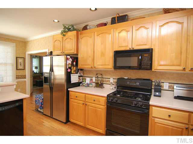 3804 La Costa Way Raleigh, NC 27610 - Photo 5 of 25 Gallery Image 5