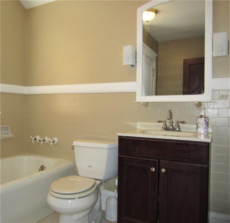 645 Grove Street Woonsocket, RI 02895 - Photo 24 of 31
