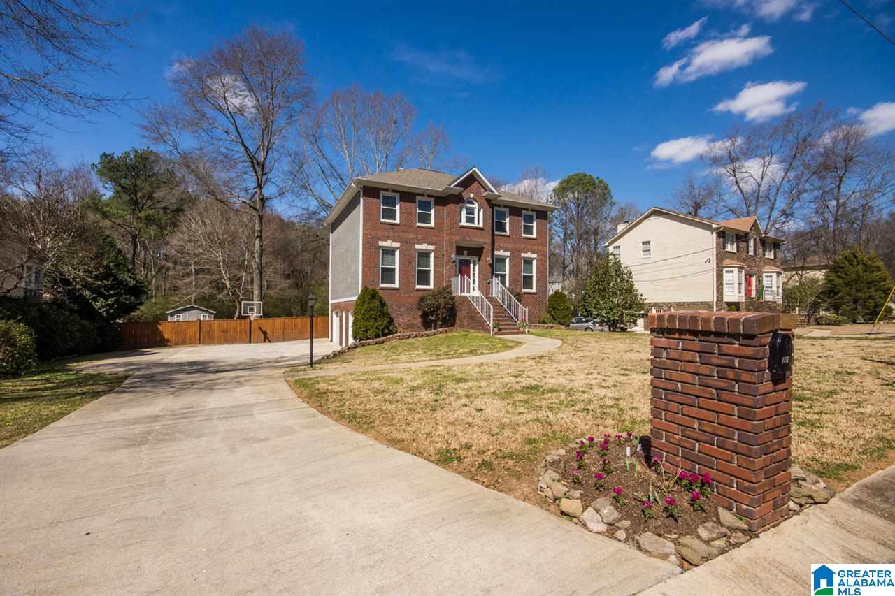 104 Indian Landing Road Pelham, AL 35124 - Photo 2 of 39 Gallery Image 2