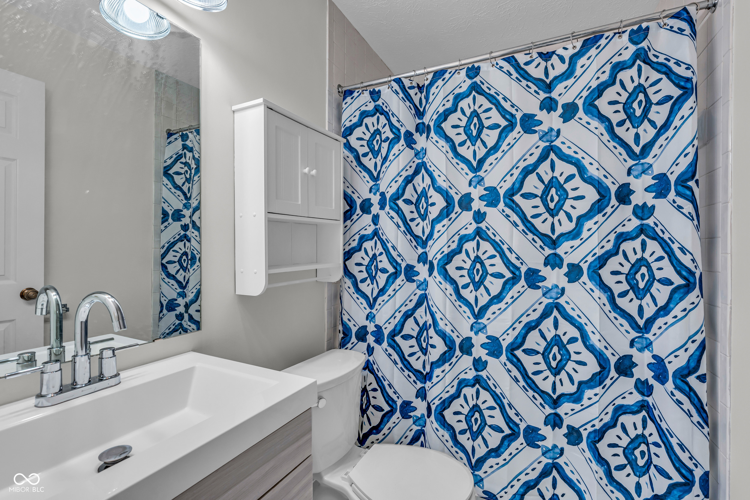 5228 Greenwillow Road Indianapolis, IN 46226 - Photo 13 of 48