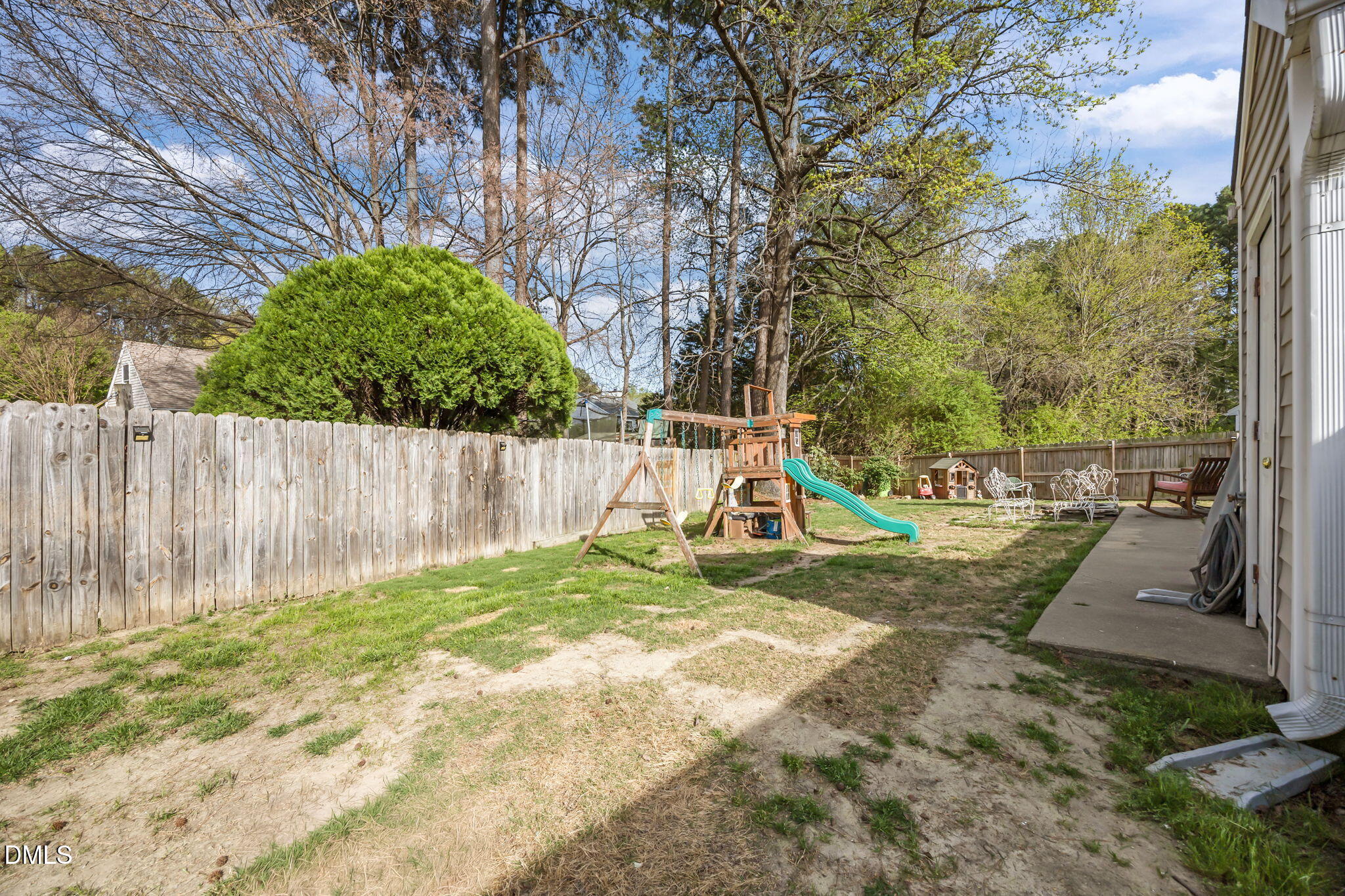 5209 Fieldwood Court Raleigh, NC 27616 - Photo 26 of 32 36-web-or-mls-IMG_5739