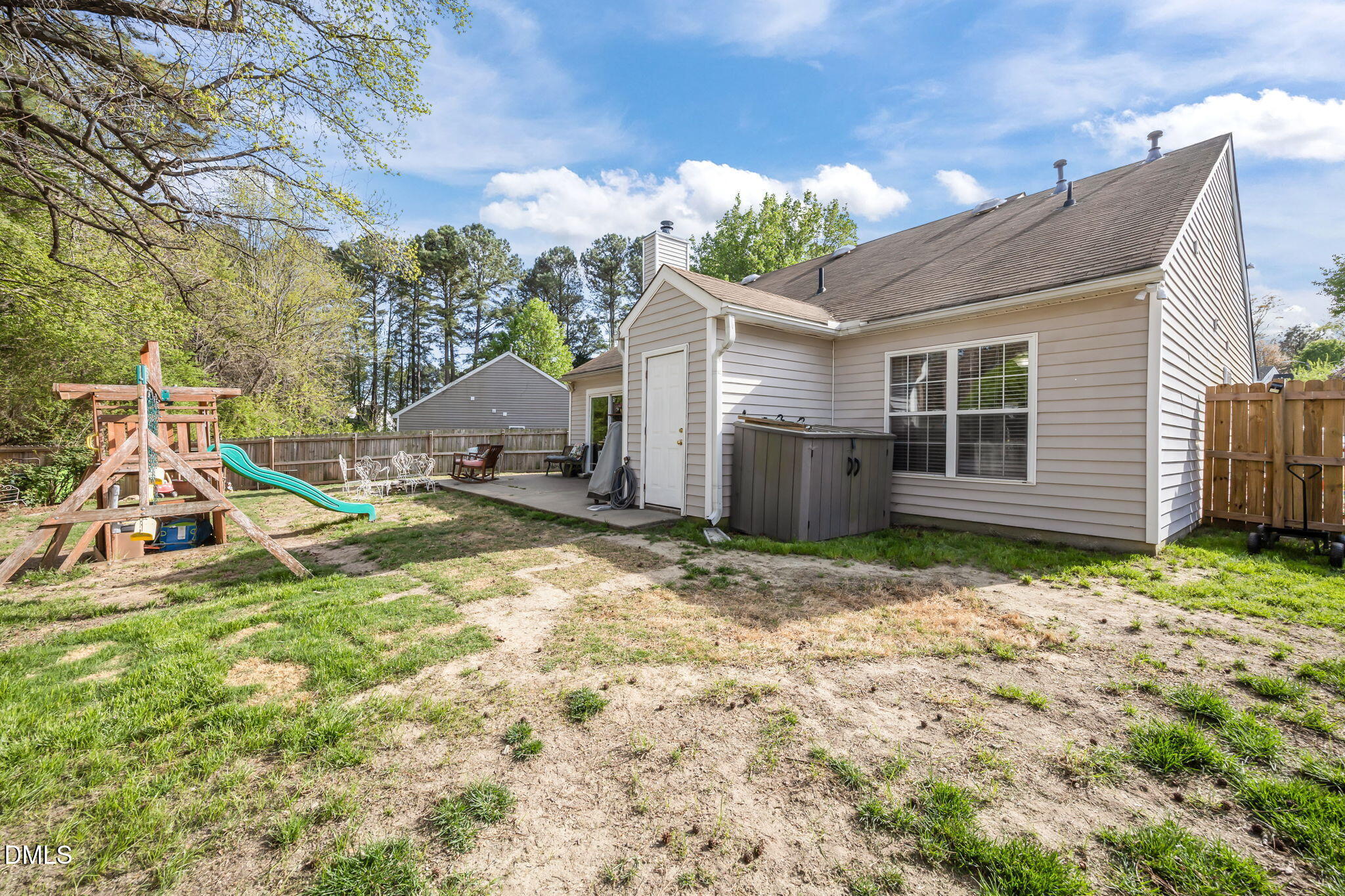 5209 Fieldwood Court Raleigh, NC 27616 - Photo 27 of 32 37-web-or-mls-IMG_5740
