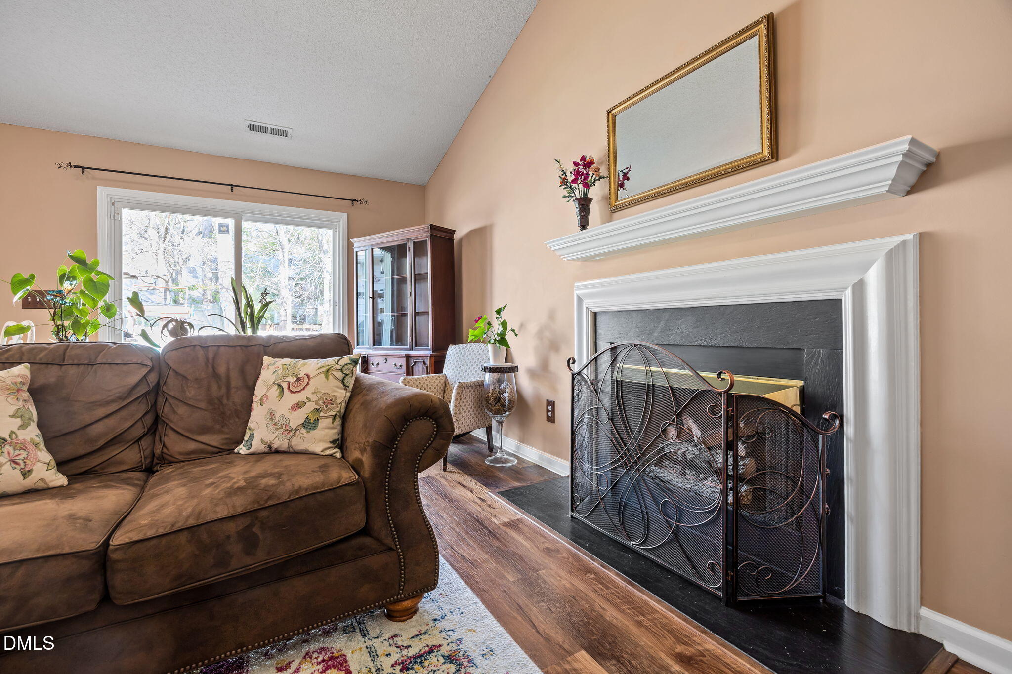 5209 Fieldwood Court Raleigh, NC 27616 - Photo 5 of 32 11-web-or-mls-IMG_5653