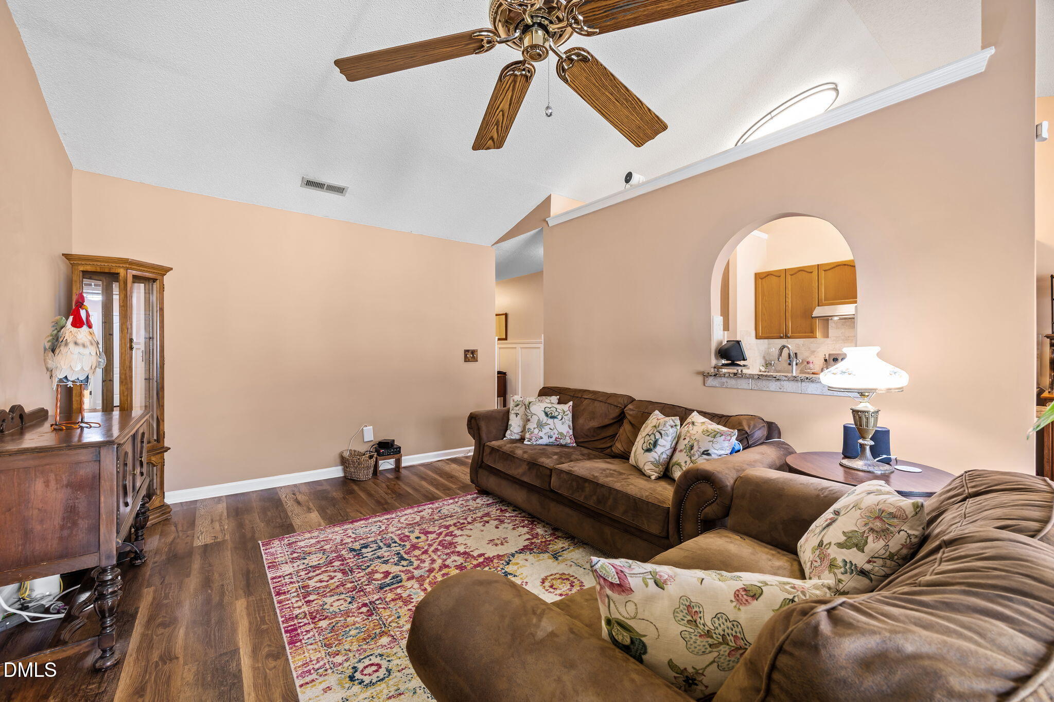 5209 Fieldwood Court Raleigh, NC 27616 - Photo 7 of 32 10-web-or-mls-IMG_5647