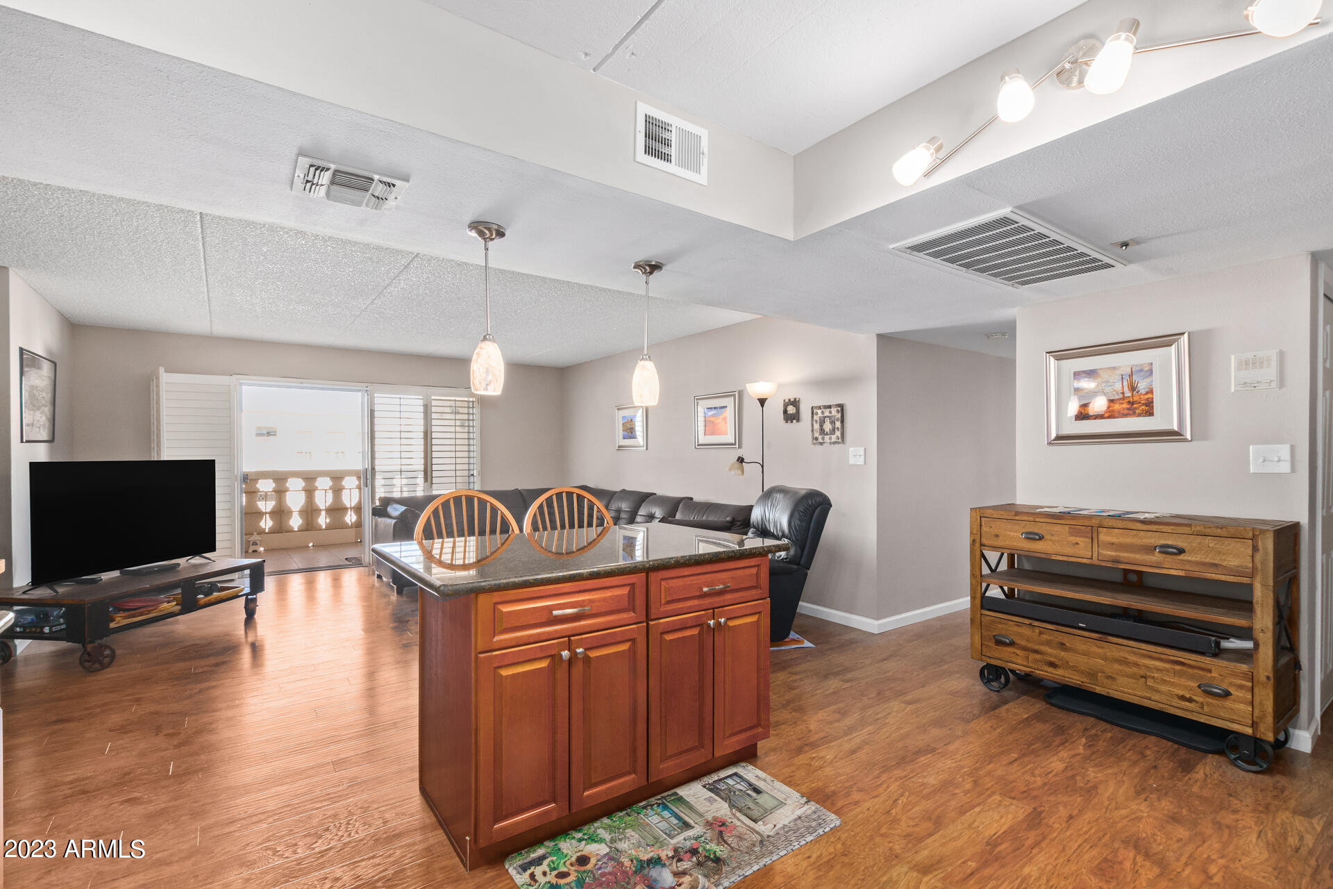 7830 East Camelback Road, Unit 601 Scottsdale, AZ 85251 - Photo 5 of 34 10 - Camelback