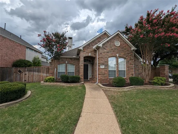 $2,495 | 9200 Blue Water Drive, Plano, TX 75025