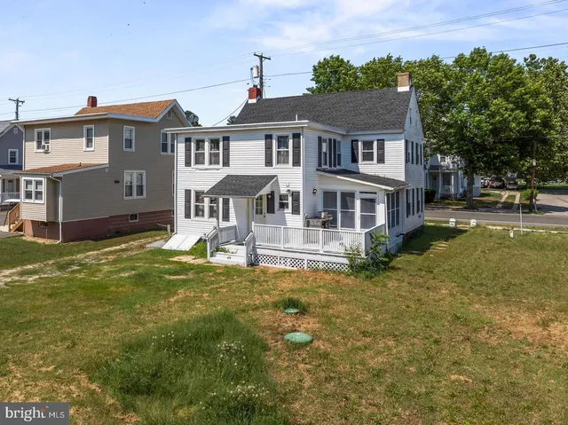 $1,700 | 348 Main Street, Cedarville, NJ 08311