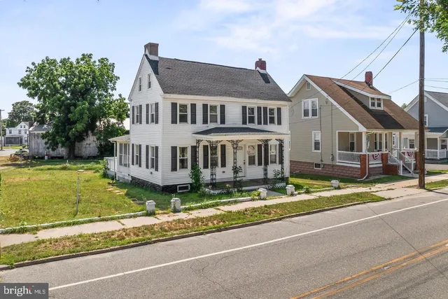 $1,700 | 348 Main Street, Cedarville, NJ 08311