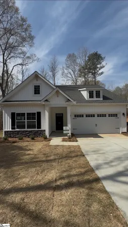 $369,990 | 1564 Shirley Drive, Anderson, SC 29621