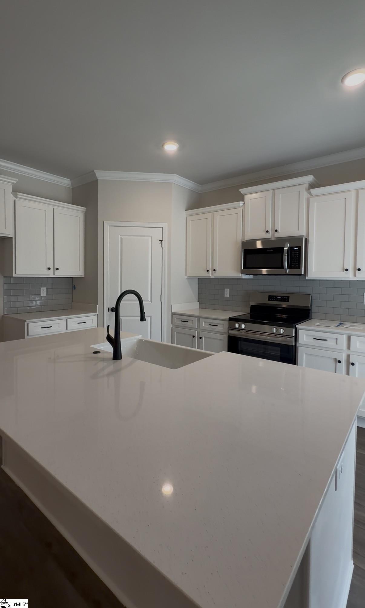 1564 Shirley Drive Anderson, SC 29621 - Photo 2 of 16