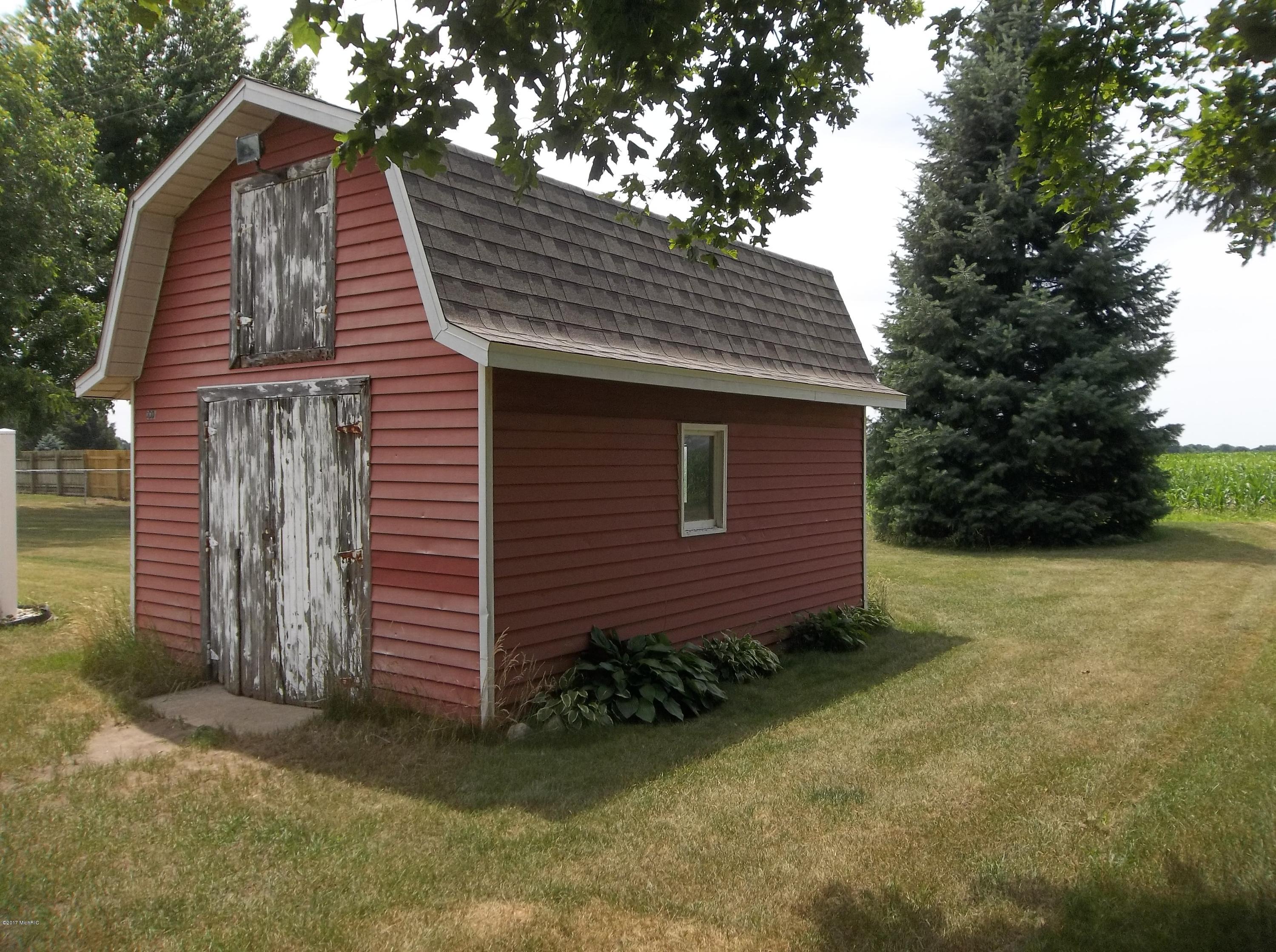 68400 Lutz Road White Pigeon, MI 49099 - Photo 13 of 17 100_1390