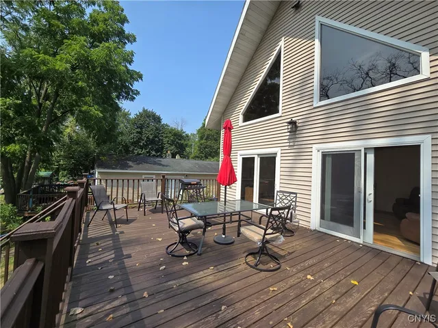 $379,000 | 1090 Morgan Road, Lysander, NY 13112