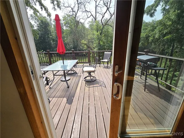 $379,000 | 1090 Morgan Road, Lysander, NY 13112