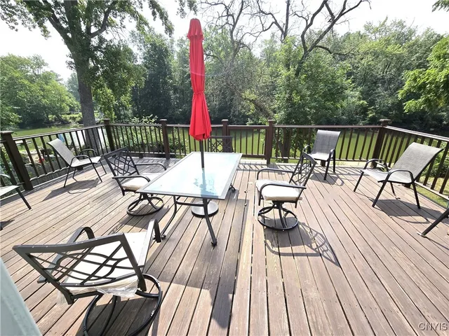 $379,000 | 1090 Morgan Road, Lysander, NY 13112