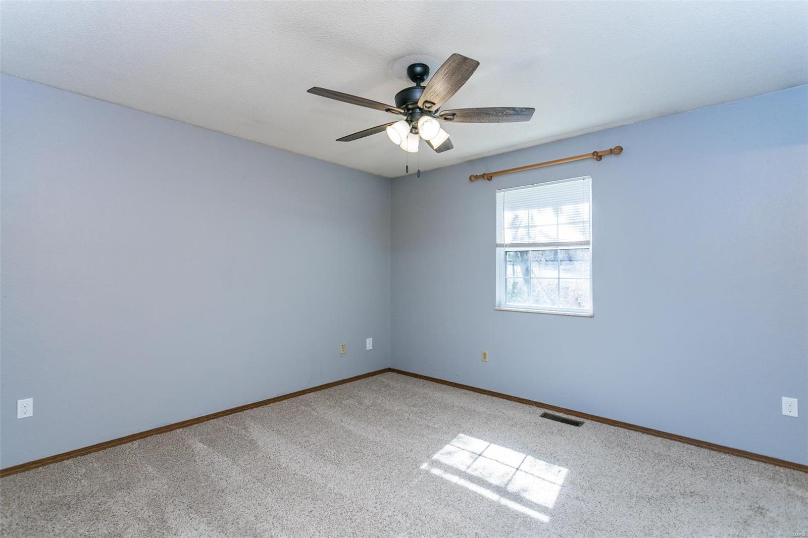 7050 Lockmann Road Collinsville, IL 62234 - Photo 11 of 29