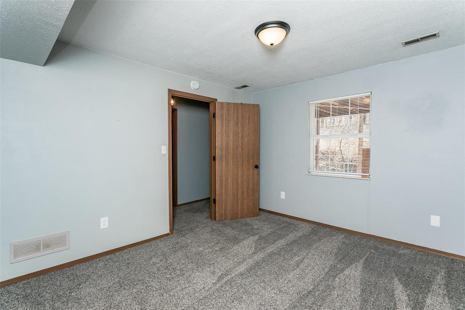 7050 Lockmann Road Collinsville, IL 62234 - Photo 22 of 29