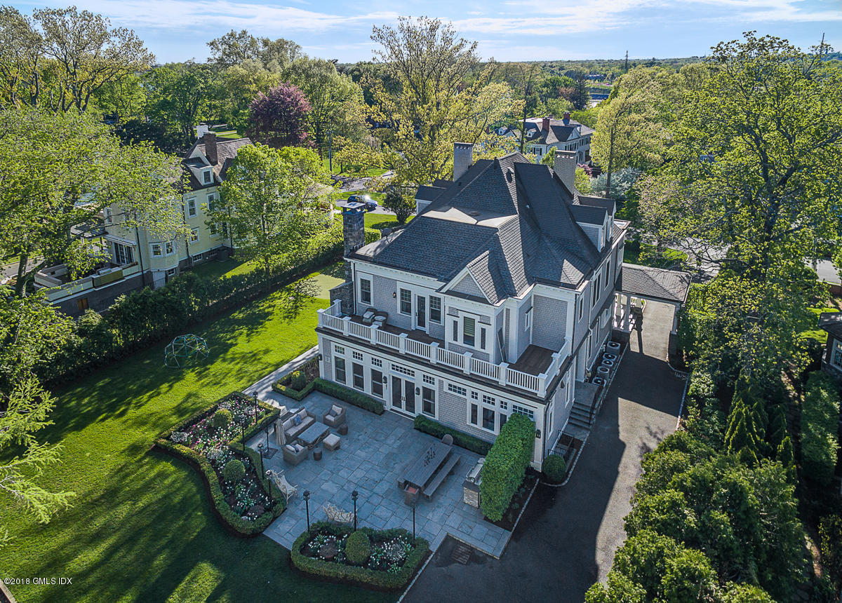 30 Club Road Riverside, CT 06878 - Photo 49 of 53 an aerial view of a house with a big yard