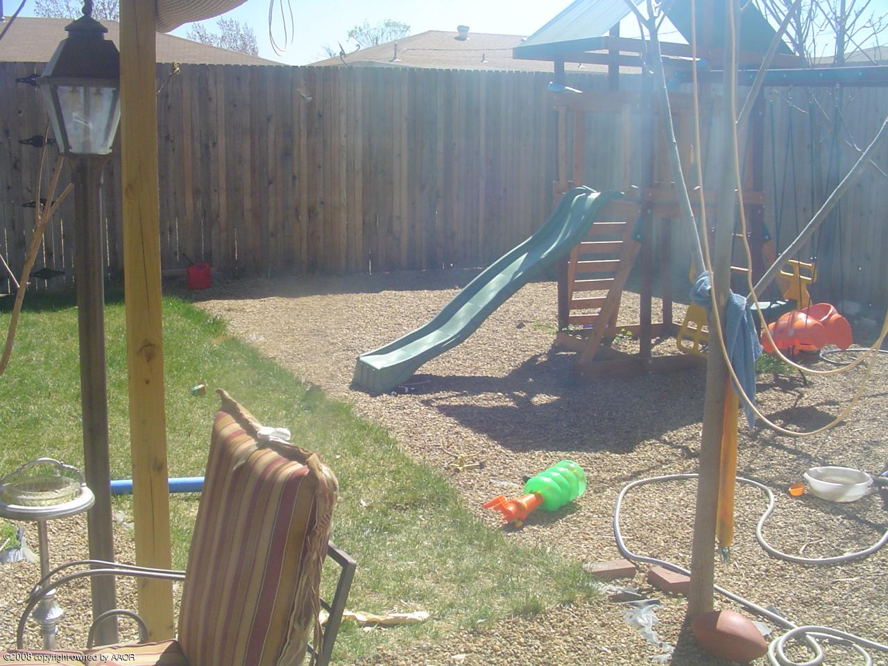 5311 Parker Street Amarillo, TX 79110 - Photo 10 of 10 backyard